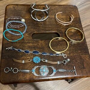 Boho bohemian bracelet lot - read